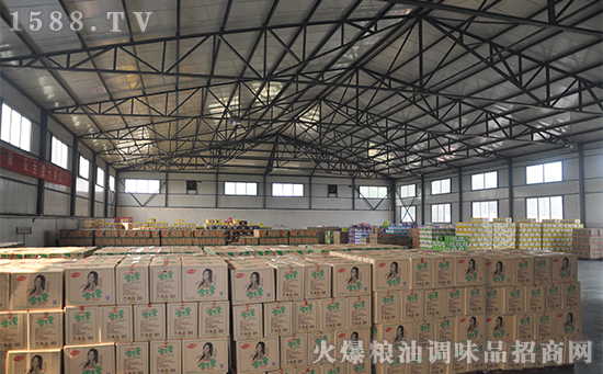 【雅阔食品】恭祝大家新年快乐!万事如意!阖家幸福!