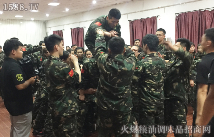 磨不磷,涅不缁,突破自我走向无名!