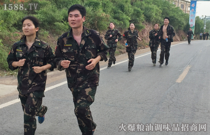 磨不磷,涅不缁,突破自我走向无名!
