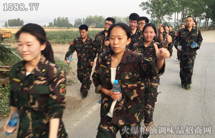 激发潜能不放弃,突破自我争无名!