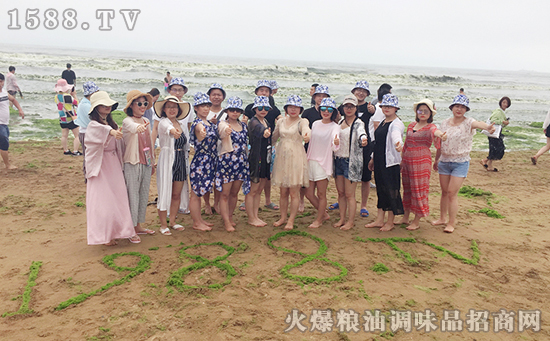 红砖绿瓦,碧海蓝天想pick八大关
