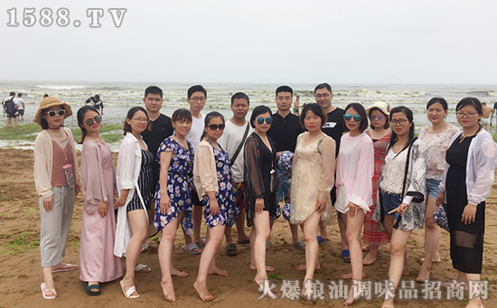 读万卷书,行万里路