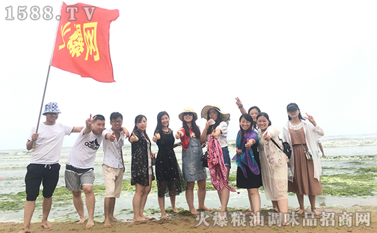 看碧海蓝天,赏异国风情——2018青岛踏浪之旅