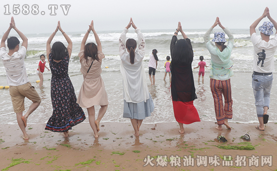 当朝气蓬勃邂逅碧海蓝天——火爆网青岛之旅