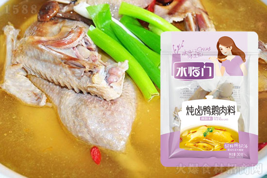 水临门炖卤鸭鹅肉料,精心挑选优质原料,融入了多年以来的制作精髓,呈现鲜香可口的味道。