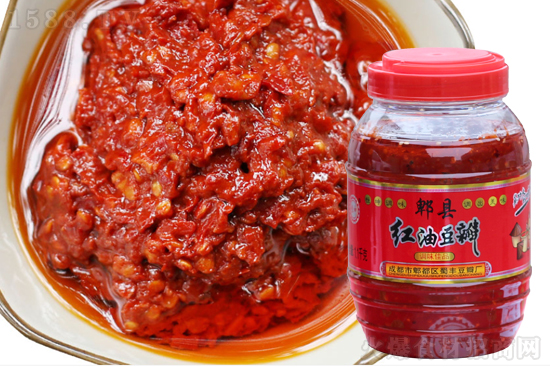 恒坤郫县红油豆瓣,浓香宜人,口感丰富,提鲜增味!
