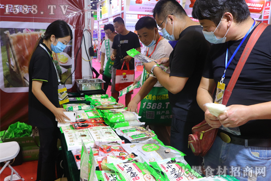 【福舒阳食品】在企阳火锅展上大受欢迎,引观展人员驻足、争相询问!