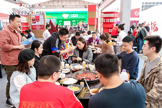 火锅盛宴,沸动山城--第13届重庆火锅节火爆进行中!