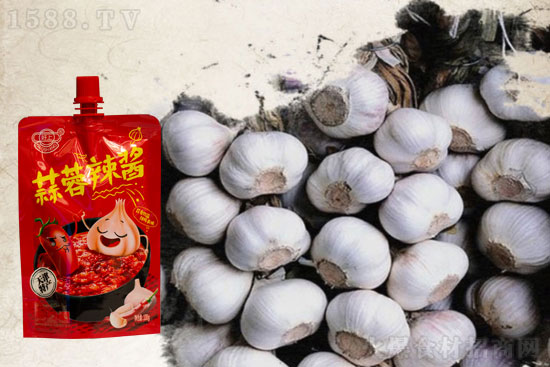 好上蒜蓉辣酱,够辣够爽,拌啥都好吃!