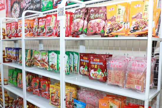 【豫膳香调味品】参展2021成都春糖酒店展,深受参会人员青睐!