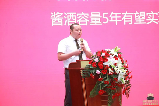 黑格咨询集团8周年庆典,豪掷200万重奖经营管理团队!