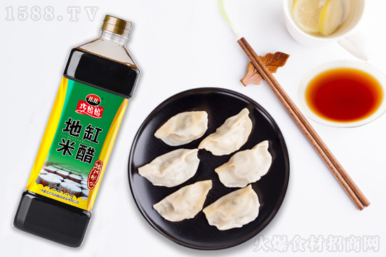 巧妈妈地缸米醋,口感柔和,纯粮酿造!